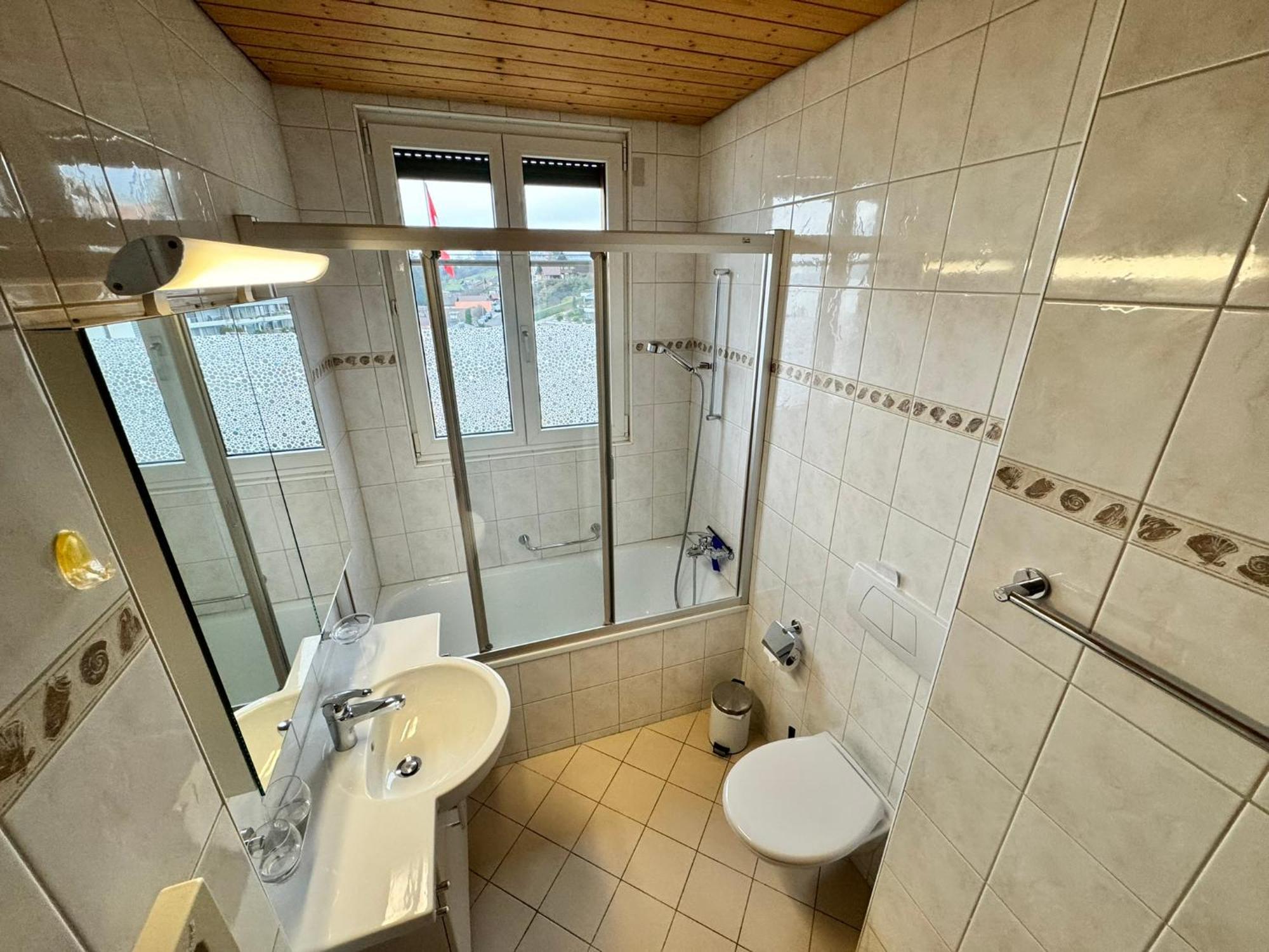 Burgheim Siesta Apartman Oberhofen Kültér fotó